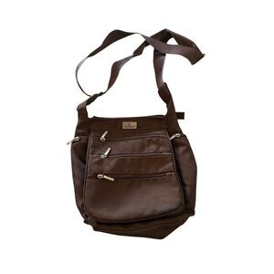 Luxurious Brown Crossbody Bag with Adjustable Strap